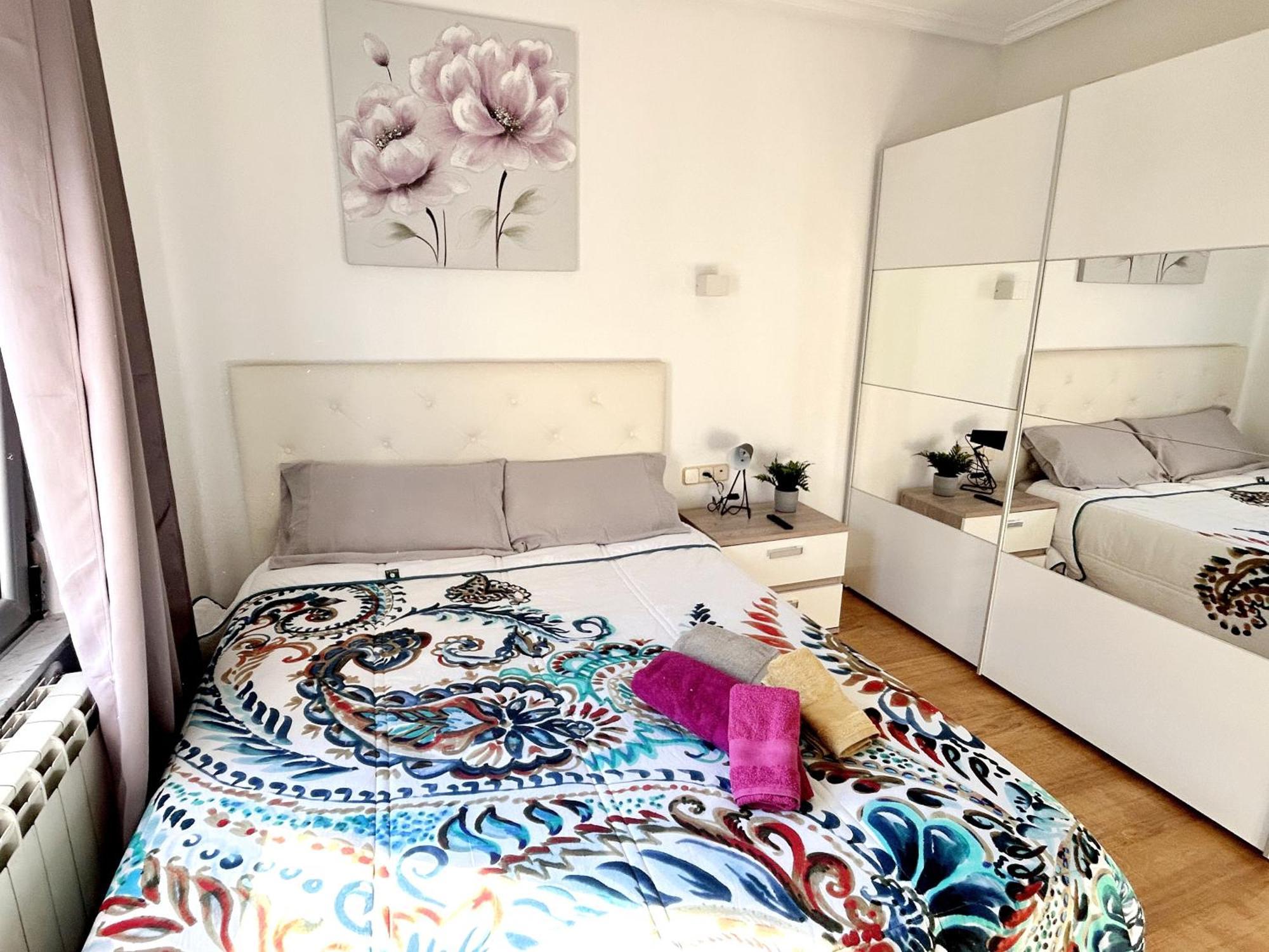 Nuevo Cerca Centro , Wifi Y Calefaccion Apartment Oviedo Luaran gambar
